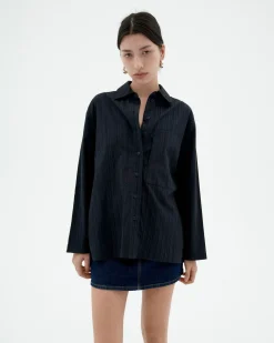 Blusa texturizada navy Marcelle