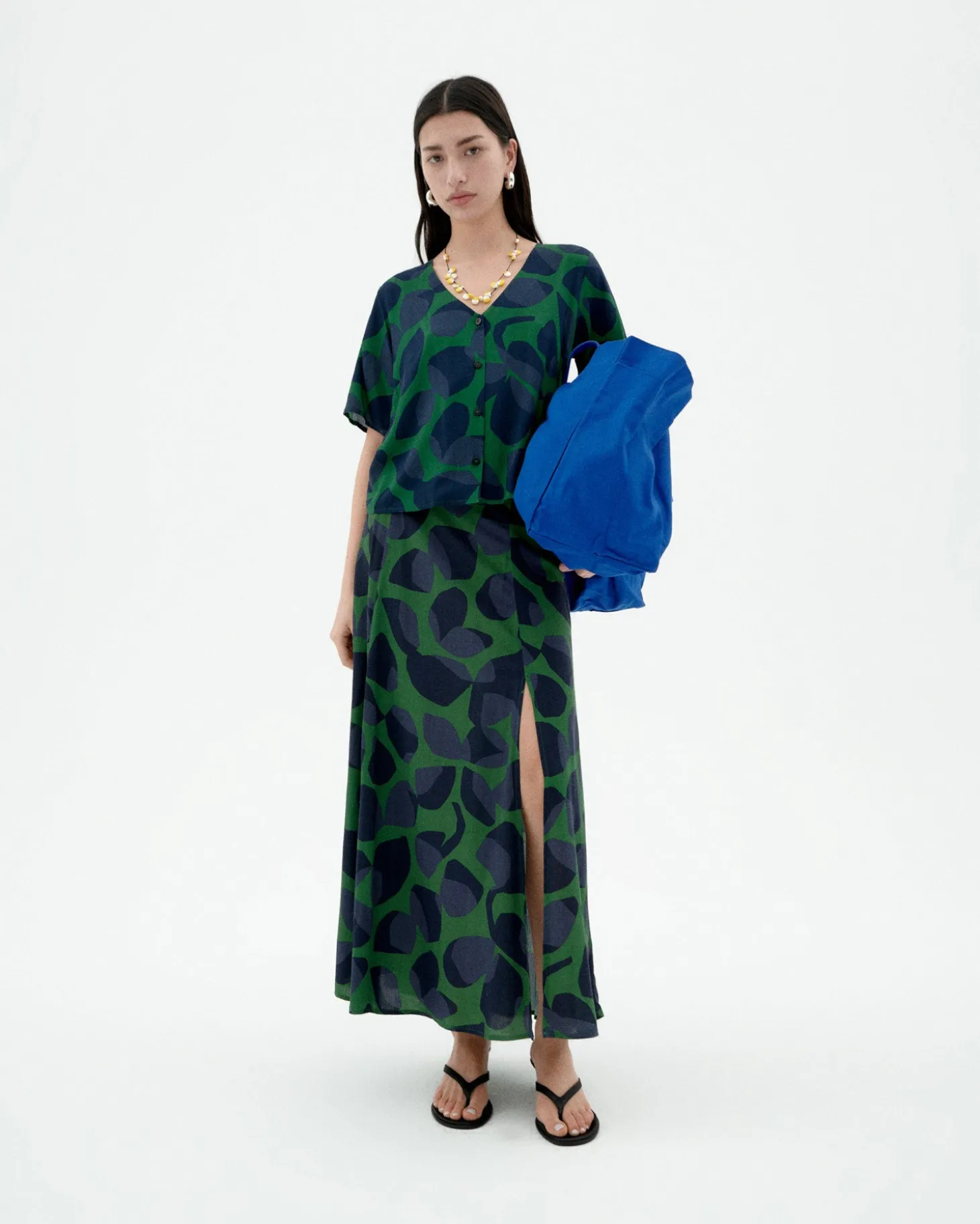 Blusa verde Ecovero leaf Libelula