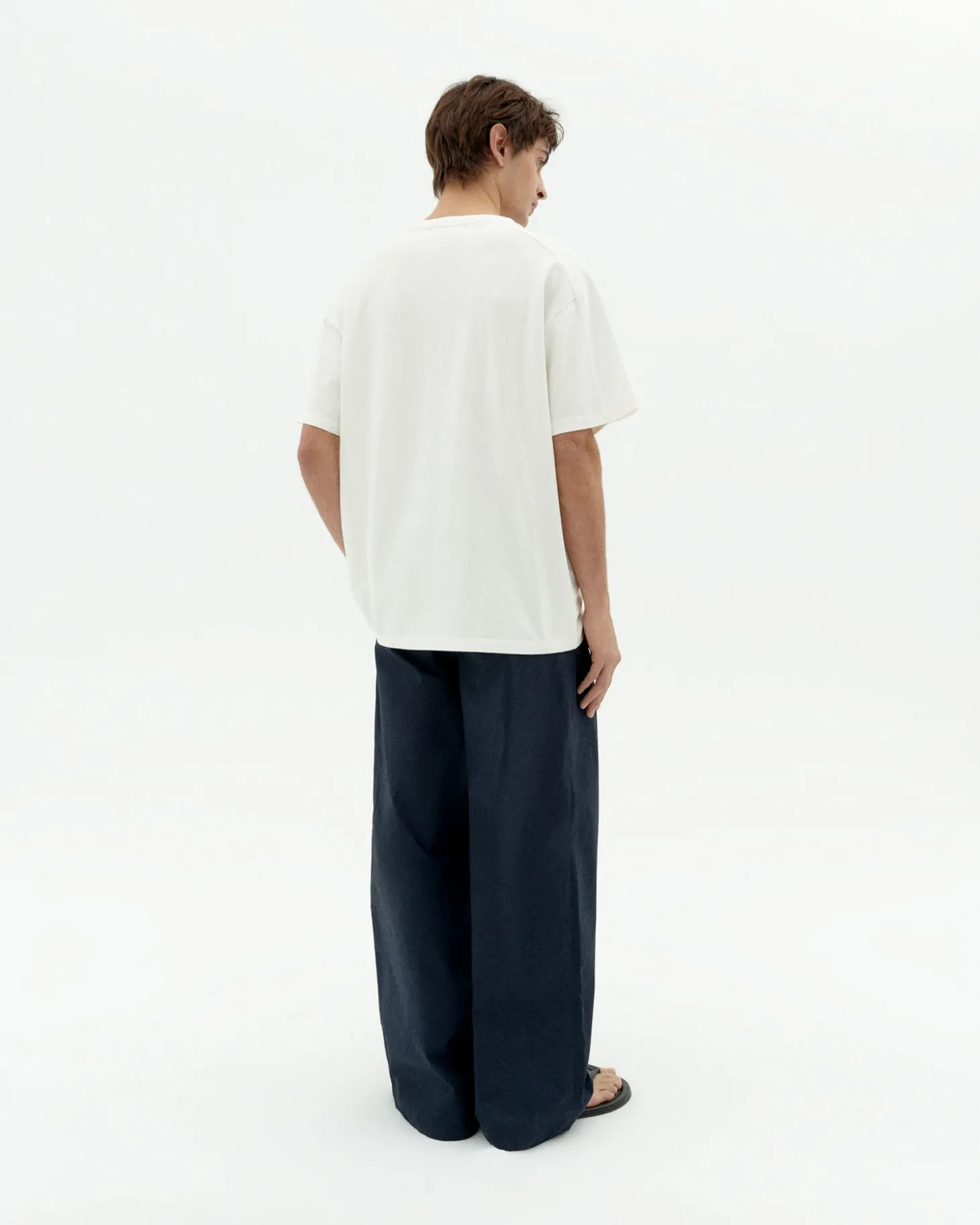 Camiseta blanca con bolsillo Hank