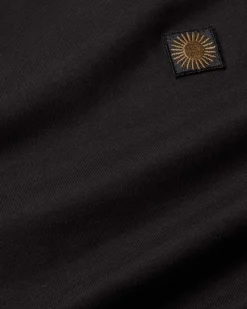 Camiseta negra sol type espalda Aaron