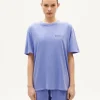 Camiseta unisex violeta tinte natural