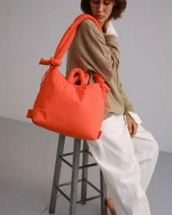 Coral Ona soft bag
