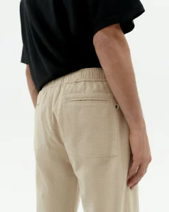 Pantalón recto crudo Travel Light