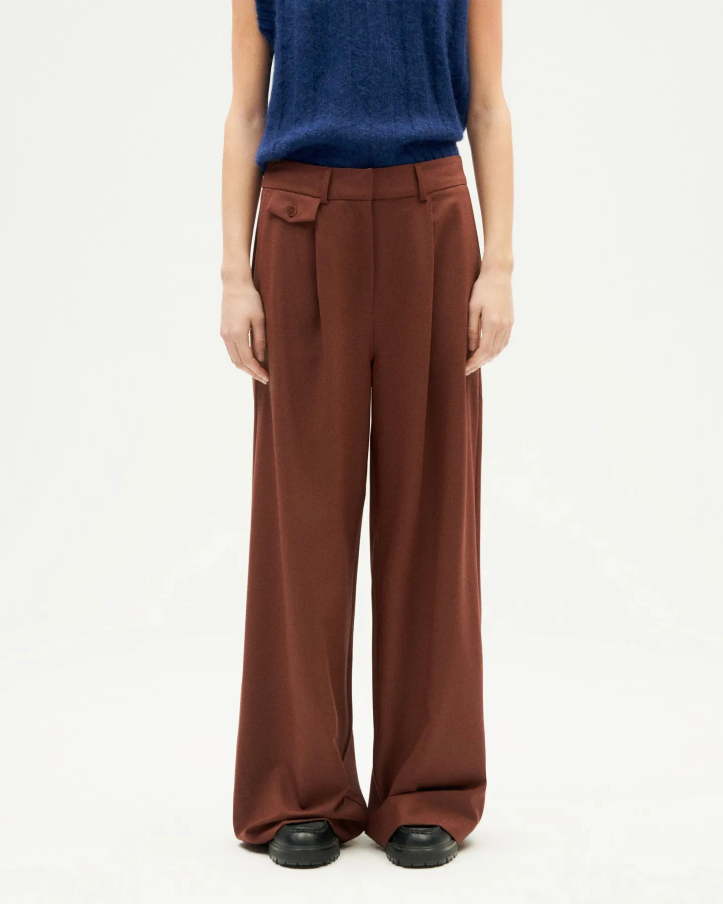 Pantalón wide leg tiro bajo marrón Pat