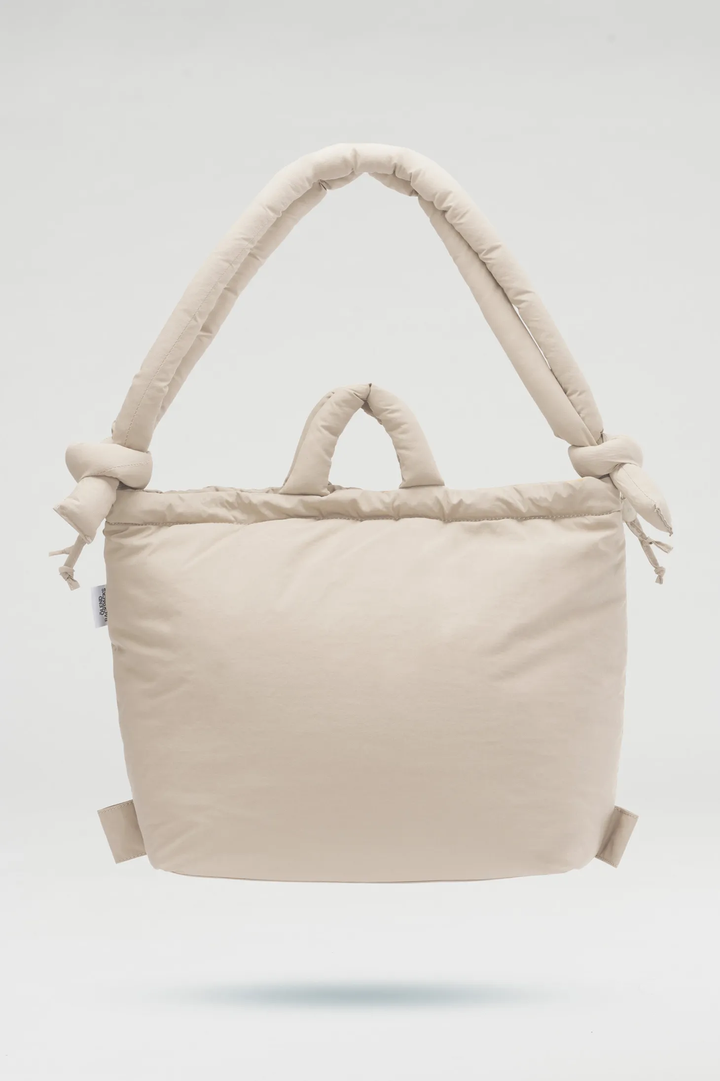 Sand Ona soft bag