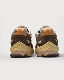 Zapatillas marrones Wave Rider B